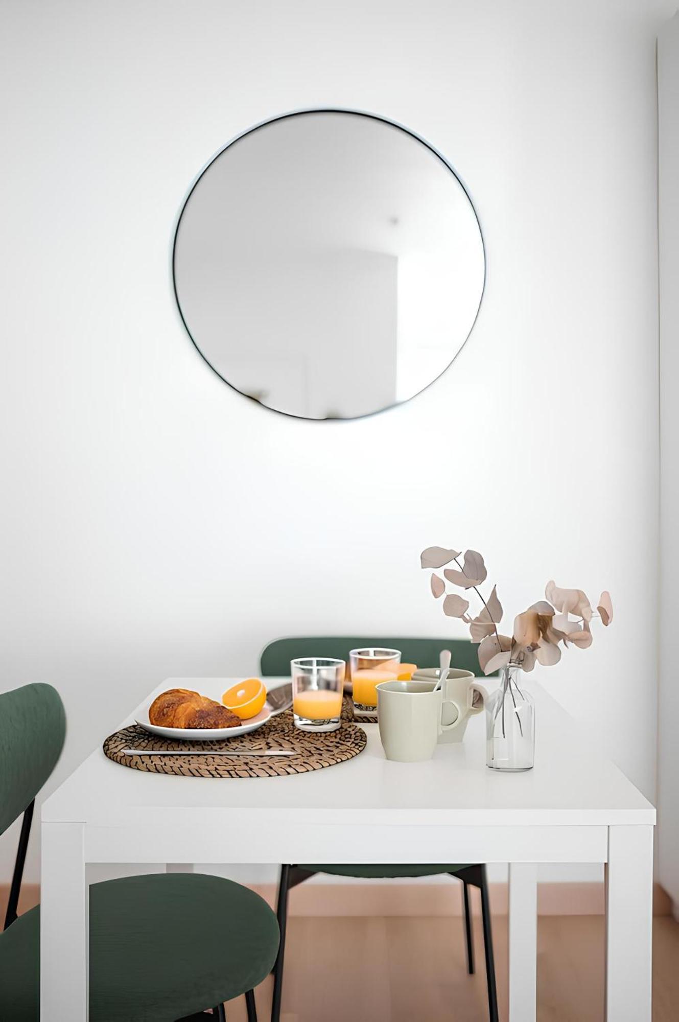 Cozy Appartement Plein Centre, Proche Gare/Plage Мантон Екстер'єр фото