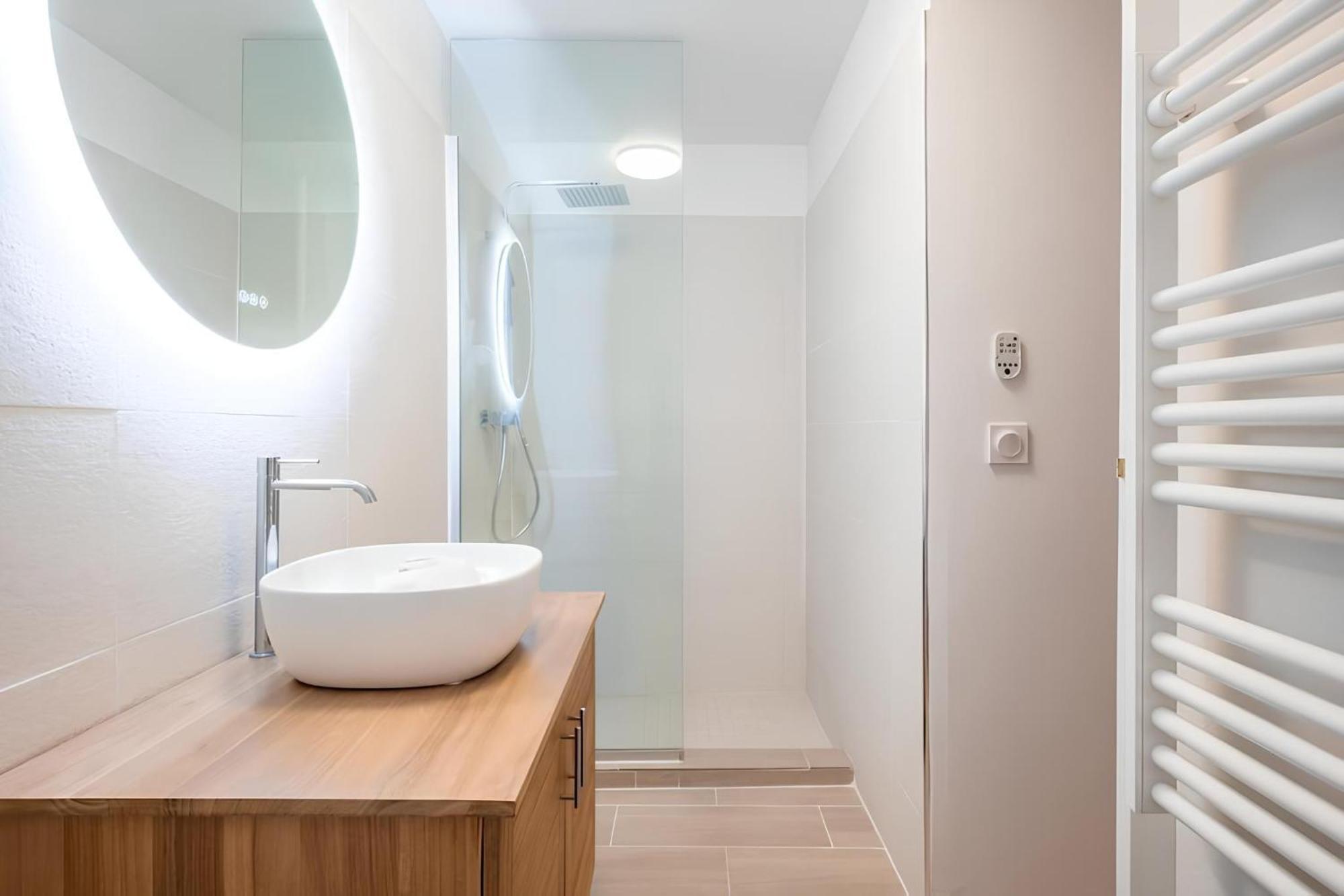 Cozy Appartement Plein Centre, Proche Gare/Plage Мантон Екстер'єр фото